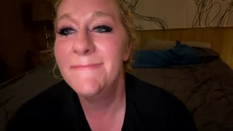 SuckUbusKitten online show from 30, 7, 2026
