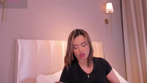 Snapshot of agata_laurent_ chatting on 20, 3, 2026 Agata Lauret online show from 20, 3, 2026