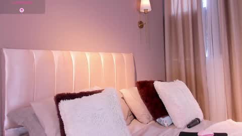 Snapshot of agata_laurent_ chatting on 24, 3, 2026 Agata Lauret online show from 24, 3, 2026