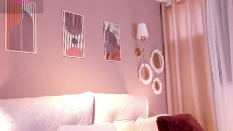 Agata Lauret online show from 28, 6, 2026