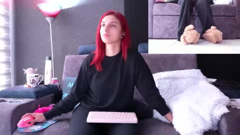 Agata Collinss online show from 11, 10, 2025