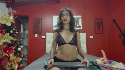 Snapshot of agataskinny chatting on 10, 12, 2024 agata online show from 10, 12, 2024