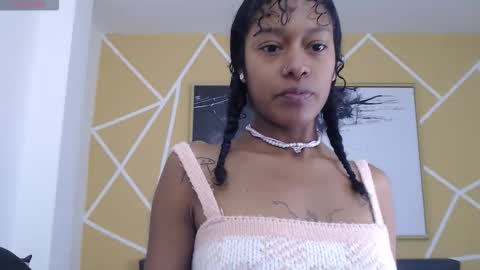 Snapshot of agatha_amaya chatting on 5, 11, 2025 agatha_amaya online show from 5, 11, 2025