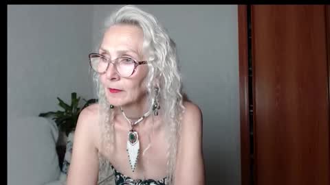 Agatha online show from 10, 9, 2025
