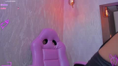 LUNNA online show from 28, 1, 2025