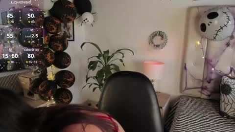 Agatha vixen  online show from 25, 10, 2025