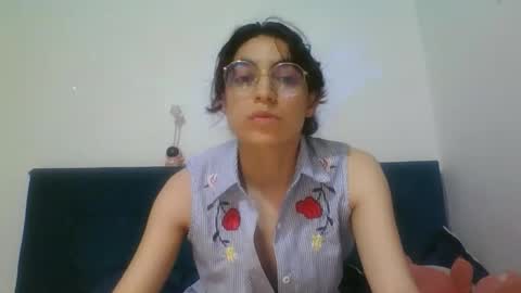 agathaa0898 online show from 12, 1, 2026