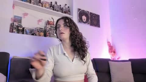 Snapshot of agathaa_ks_ chatting on 11, 5, 2026 Camila 2 online show from 11, 5, 2026