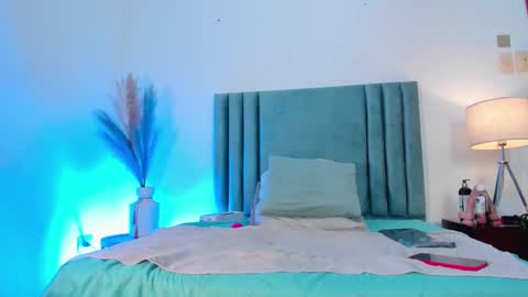 Agathaa white online show from 24, 2, 2025