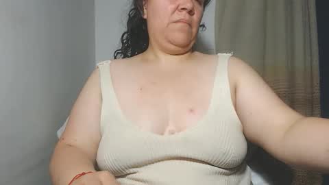 Snapshot of agathaaaa chatting on 10, 10, 2025 online show from 10, 10, 2025