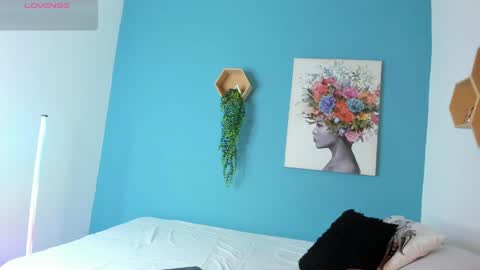 Agatha Bloom online show from 31, 3, 2026