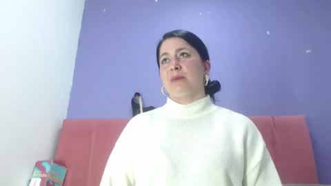 agathacorlincm101 online show from 4, 3, 2025