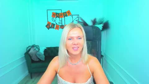 Agatha online show from 26, 10, 2025