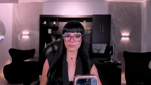 Agatha online show from 27, 6, 2026