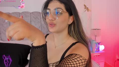 Agatha Owens online show from 2, 2, 2025