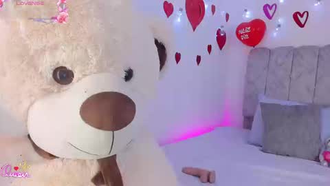 Agatha Owens online show from 28, 2, 2026