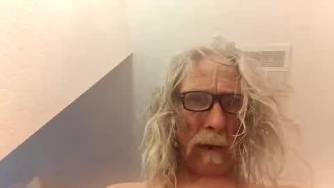 agedhardwood59618233 online show from 11, 11, 2025