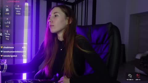 Agelina Lilly Laura online show from 24, 12, 2024