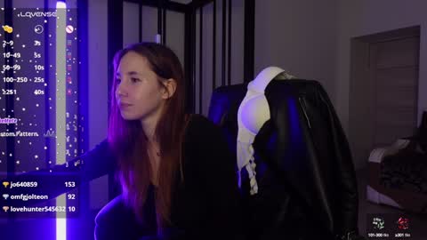 Agelina Lilly Laura online show from 13, 1, 2025