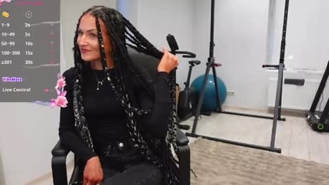 Agelina Lilly Laura online show from 21, 5, 2026