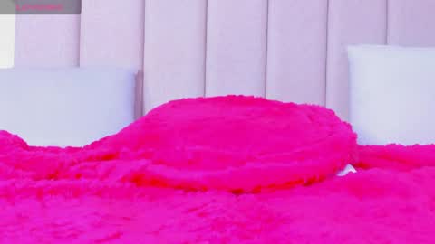 Aggy online show from 28, 4, 2026