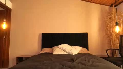 Snapshot of aghata_moon chatting on 11, 6, 2026 Aghata Moon online show from 11, 6, 2026