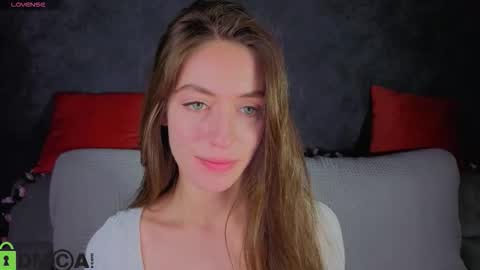 Snapshot of agnes_wells chatting on 28, 11, 2025 agnes wells online show from 28, 11, 2025