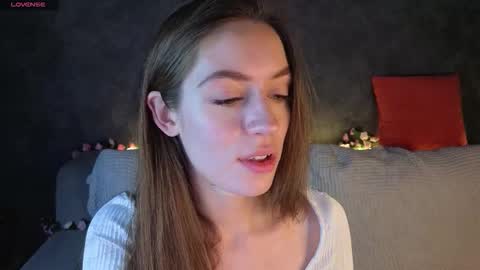 Snapshot of agnes_wells chatting on 18, 12, 2025 agnes wells online show from 18, 12, 2025