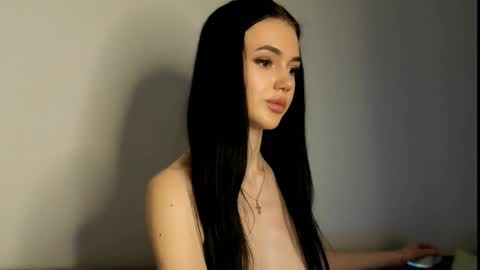 Snapshot of agness_leas chatting on 12, 3, 2026 agness_leas online show from 12, 3, 2026