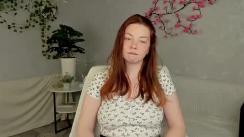 Snapshot of agnia_white chatting on 19, 11, 2025 Agnia White online show from 19, 11, 2025