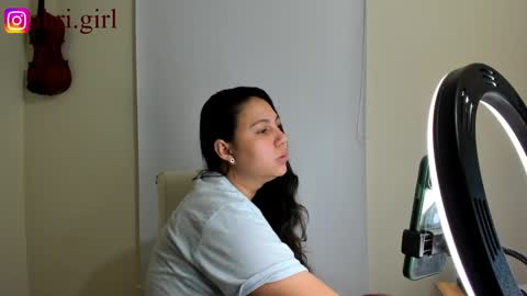 Snapshot of ahrigirl chatting on 24, 1, 2025 Andrea online show from 24, 1, 2025