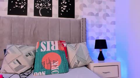 ahsly_ms online show from 7, 10, 2025