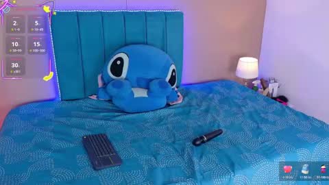 Snapshot of ahvi_ebony chatting on 24, 11, 2025 Ahvi Ebony online show from 24, 11, 2025