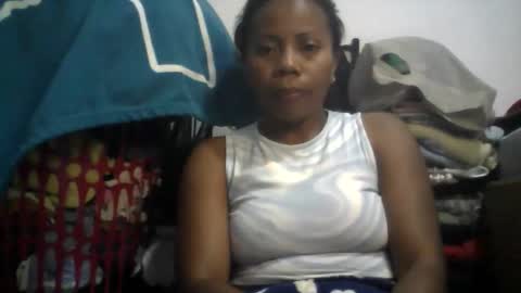 Snapshot of aicha_boobs chatting on 30, 5, 2026 Aicha boobs online show from 30, 5, 2026