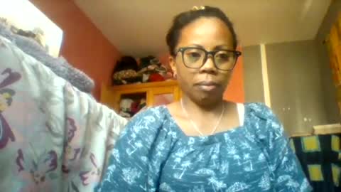Aicha boobs online show from 18, 6, 2026