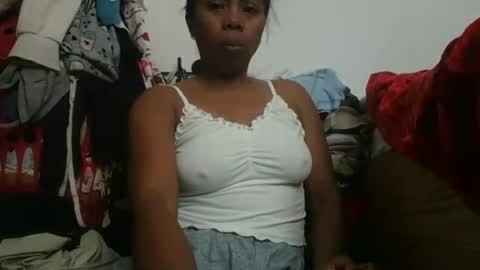 Aicha boobs online show from 8, 7, 2026