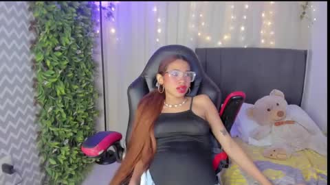 Snapshot of aida_princess chatting on 6, 3, 2025 Aida online show from 6, 3, 2025