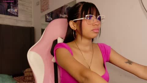 Snapshot of aida_princess chatting on 9, 10, 2025 Aida online show from 9, 10, 2025