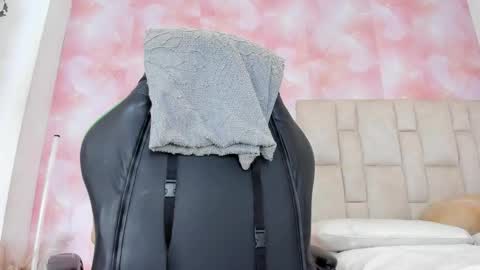 Snapshot of aida_rose chatting on 12, 2, 2026 karoline online show from 12, 2, 2026