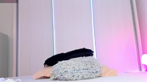 aidasina online show from 17, 5, 2026