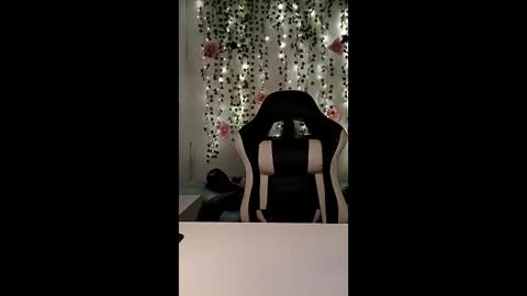 Aiden online show from 3, 2, 2026