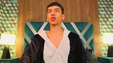 aiden_royce online show from 23, 11, 2025