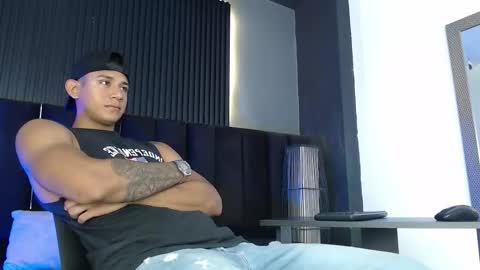 Snapshot of aiden_steel chatting on 21, 9, 2025 Aiden online show from 21, 9, 2025