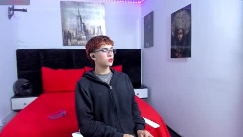 Aiden  online show from 18, 9, 2025