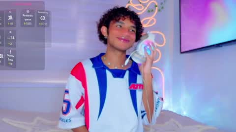 Aaron Winter online show from 10, 4, 2026