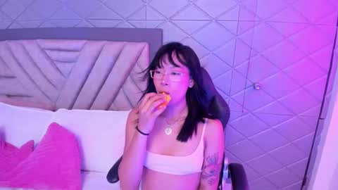 AikoLee online show from 29, 9, 2025