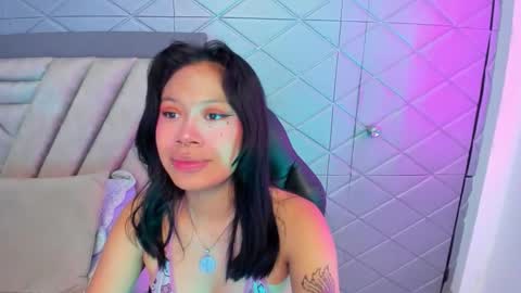 AikoLee online show from 13, 10, 2025