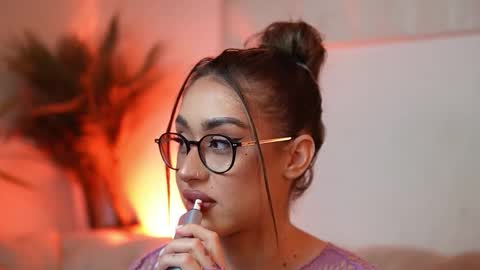  Aileen  online show from 26, 3, 2026