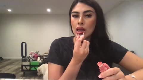 Snapshot of aileenbby chatting on 2, 10, 2025 Aileen online show from 2, 10, 2025