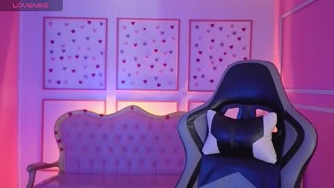 Snapshot of ailen_t_ chatting on 9, 10, 2025 ailen online show from 9, 10, 2025